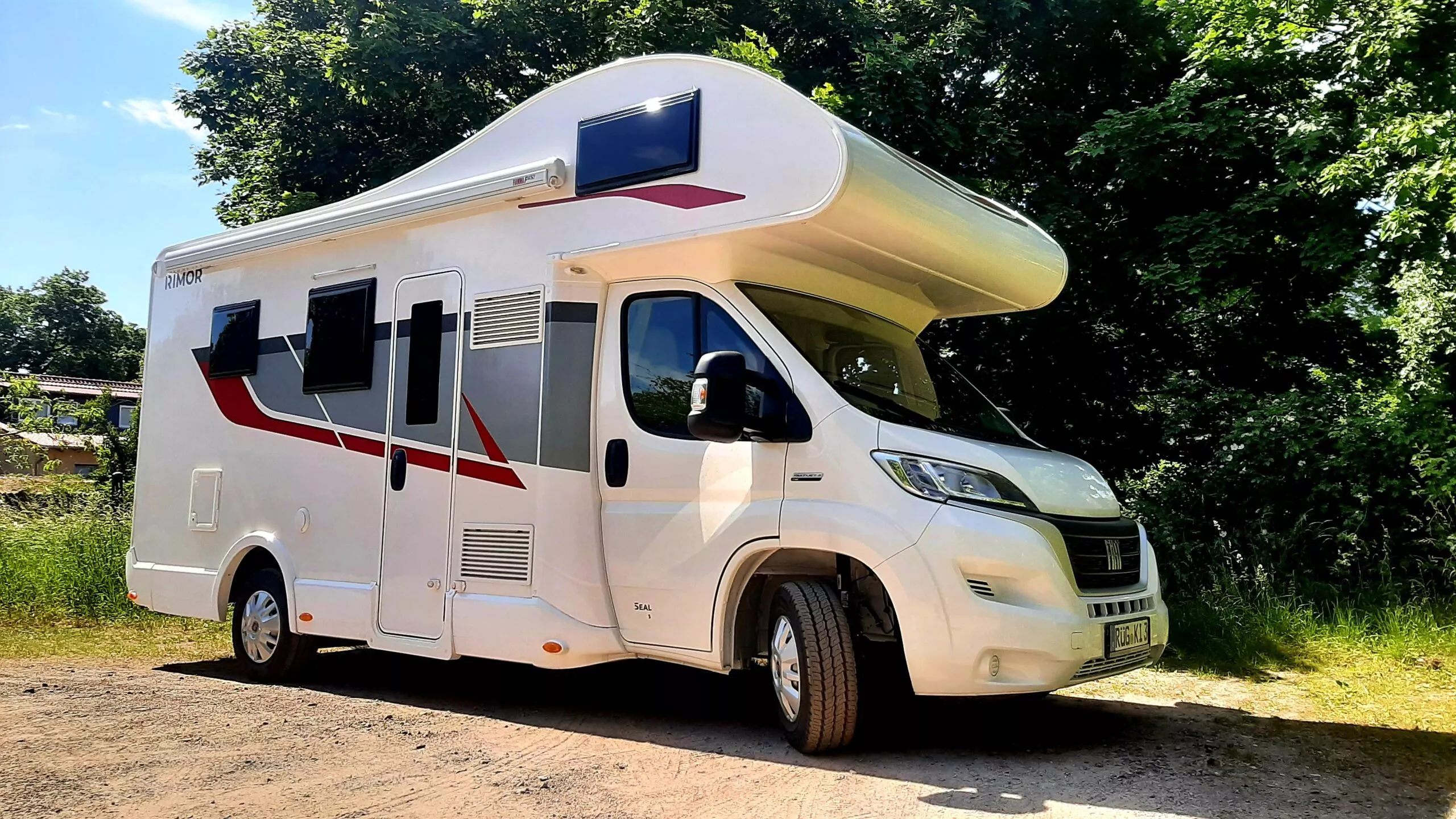 Camper Bella | Wohnmobile mieten in Berlin bei MioCamper.de