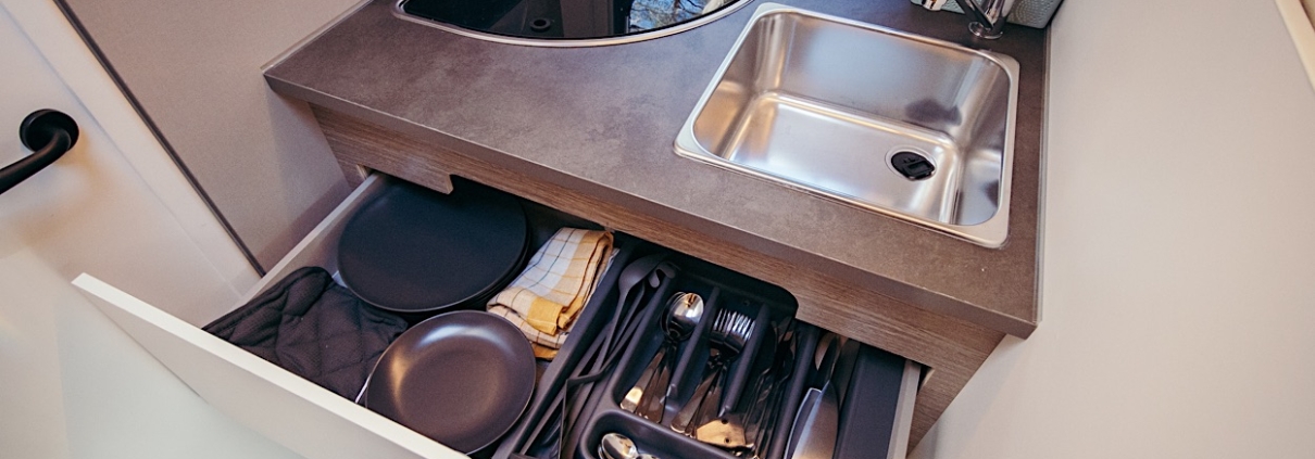 Stinkt der Abwassertank? So wirst du die ekligen Gerüche los! | Wohnmobile mieten in Berlin bei MioCamper.de