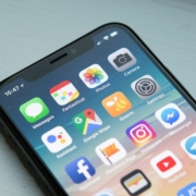 Die 10 besten Camping-Apps 2024 – Dein Guide für die perfekte Stellplatzsuche | Wohnmobile mieten in Berlin bei MioCamper.de