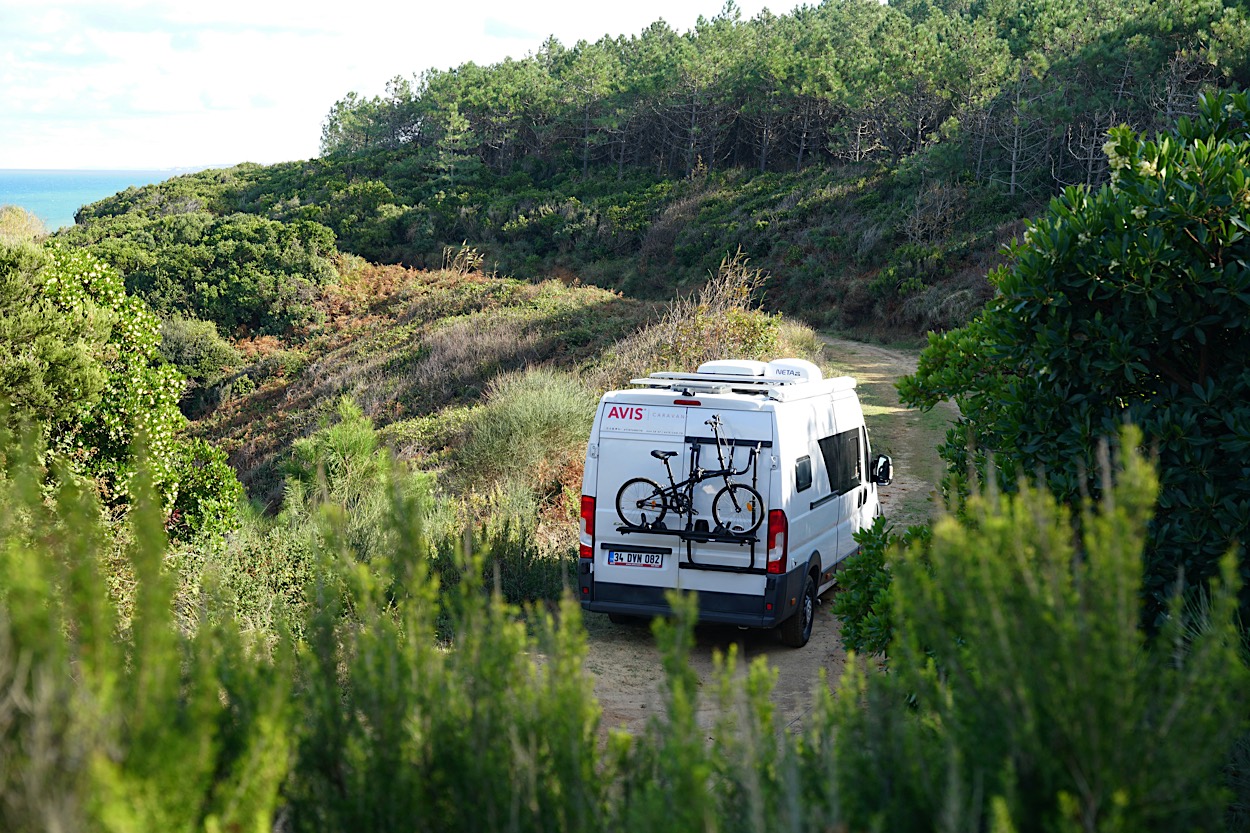 Die 10 schönsten Seen in Bayern für Camping, Wandern und Erfrischung – Mit MioCamper unterwegs in Bayerns Naturparadies! | Wohnmobile mieten in Berlin bei MioCamper.de