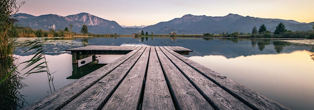 Die 10 schönsten Seen in Bayern für Camping, Wandern und Erfrischung – Mit MioCamper unterwegs in Bayerns Naturparadies! | Wohnmobile mieten in Berlin bei MioCamper.de