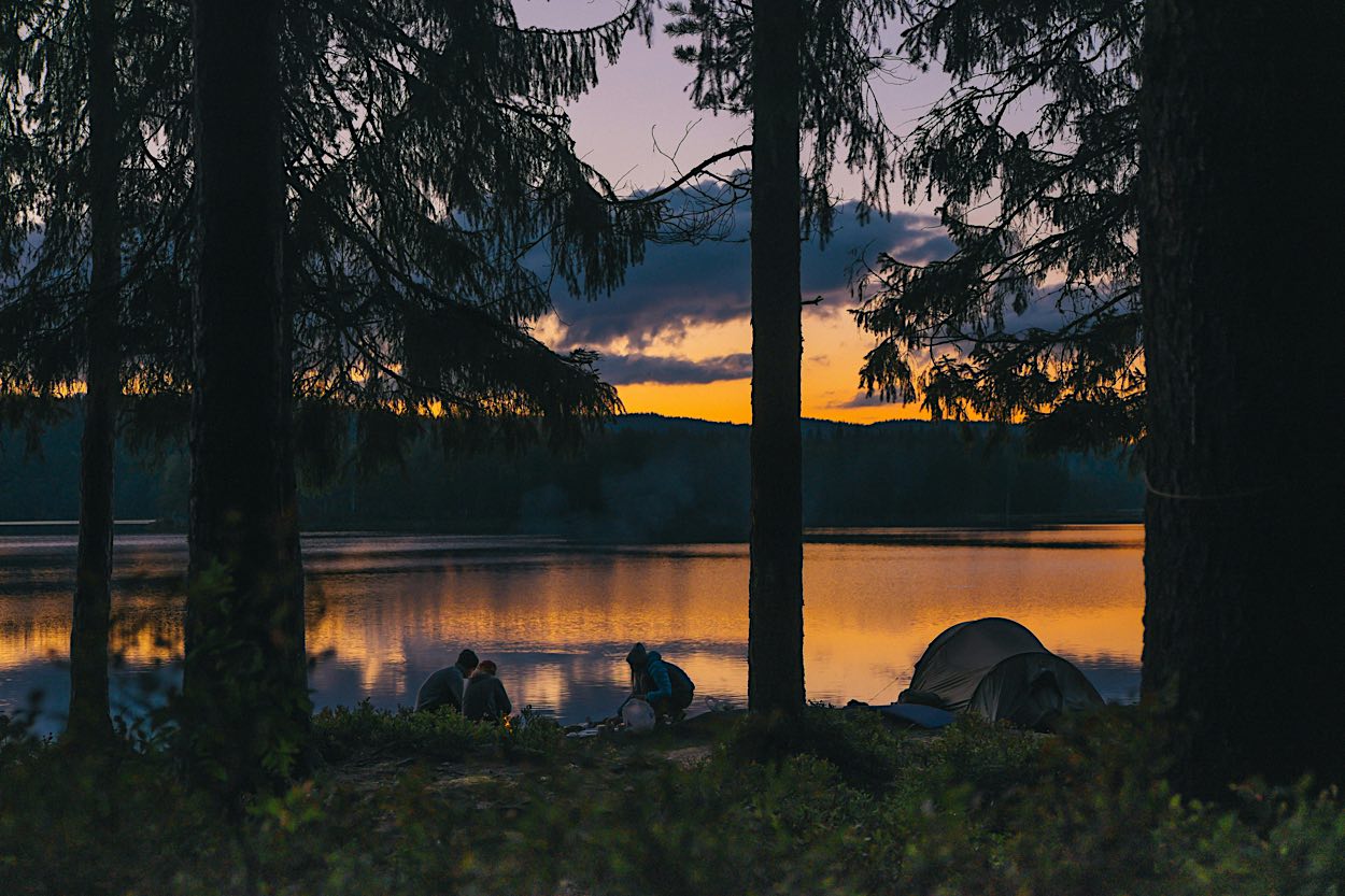 Mit MioCamper die 10 besten FKK-Campingplätze Deutschlands entdecken | Wohnmobile mieten in Berlin bei MioCamper.de