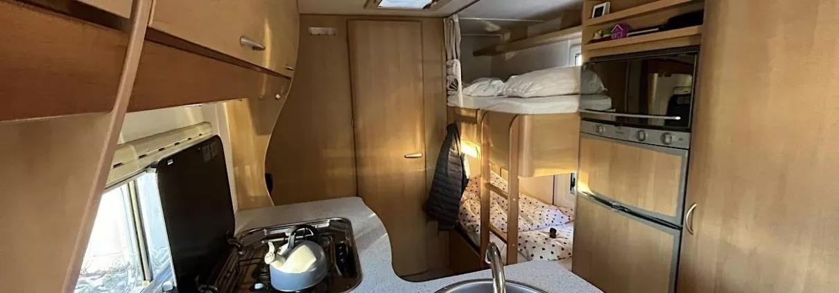 Chaos adé: Mit diesen Ordnungstipps wird dein Wohnmobil zum Wohlfühlort | Wohnmobile mieten in Berlin bei MioCamper.de