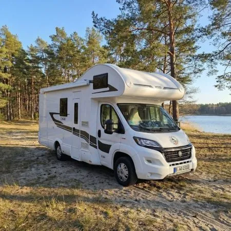 Camper Finja | Wohnmobile mieten in Berlin bei MioCamper.de Camper Finja | Wohnmobile mieten in Berlin bei MioCamper.de