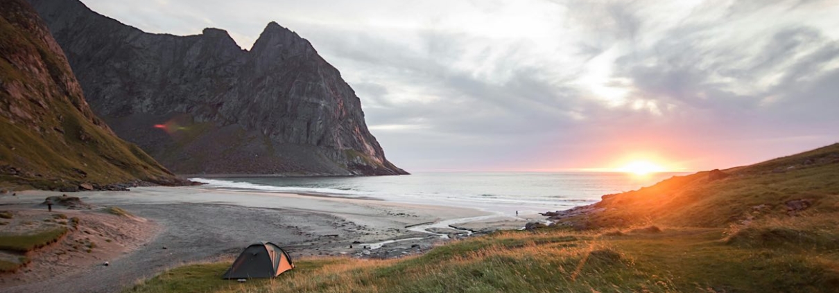 Camping macht glücklich – sagt die Statistik. Und das Bauchgefühl. | Wohnmobile mieten in Berlin bei MioCamper.de