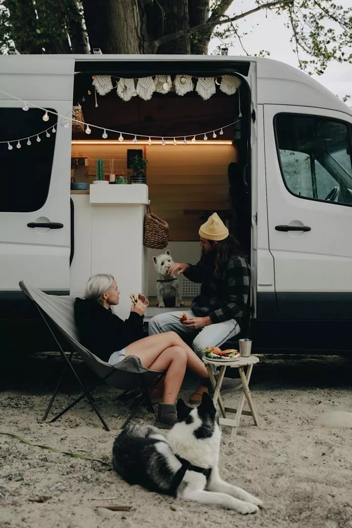 Camper mieten für Familien in Berlin – Euer nächstes Abenteuer wartet! | Wohnmobile mieten in Berlin bei MioCamper.de