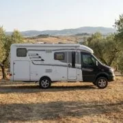 camper-elli-1 Neu bei MioCamper: Camper Elli – Unser 4x4 für alle, die weiter wollen als der Asphalt reicht | Wohnmobile mieten in Berlin bei MioCamper.de