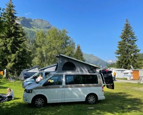 Camping im Sommer: Die besten Tipps für Urlaub am See | Wohnmobile mieten in Berlin bei MioCamper.de Camping im Sommer: Die besten Tipps für Urlaub am See | Wohnmobile mieten in Berlin bei MioCamper.de