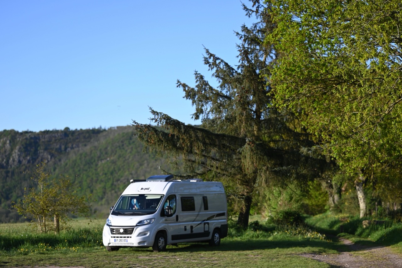 Camping im Sommer: Die besten Tipps für Urlaub am See | Wohnmobile mieten in Berlin bei MioCamper.de Camping im Sommer: Die besten Tipps für Urlaub am See | Wohnmobile mieten in Berlin bei MioCamper.de