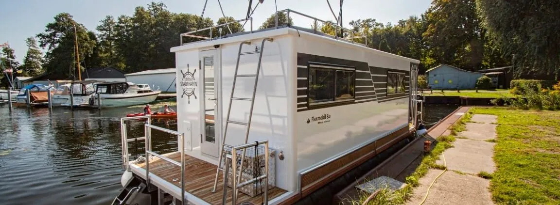 Neu bei MioCamper: Hausboot mieten bei Berlin - wie aus einem Wochenende ploetzlich drei Mioboats wurden | Wohnmobile mieten in Berlin bei MioCamper.de Neu bei MioCamper: Hausboot mieten bei Berlin - wie aus einem Wochenende ploetzlich drei Mioboats wurden | Wohnmobile mieten in Berlin bei MioCamper.de