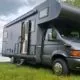 Gebrauchte Wohnmobile kaufen | Persönliche Auswahl aus der MioCamper-Flotte | Wohnmobile mieten in Berlin bei MioCamper.de Iveco Daily 60C15 Carthago Weltreisemobil für 6 Personen